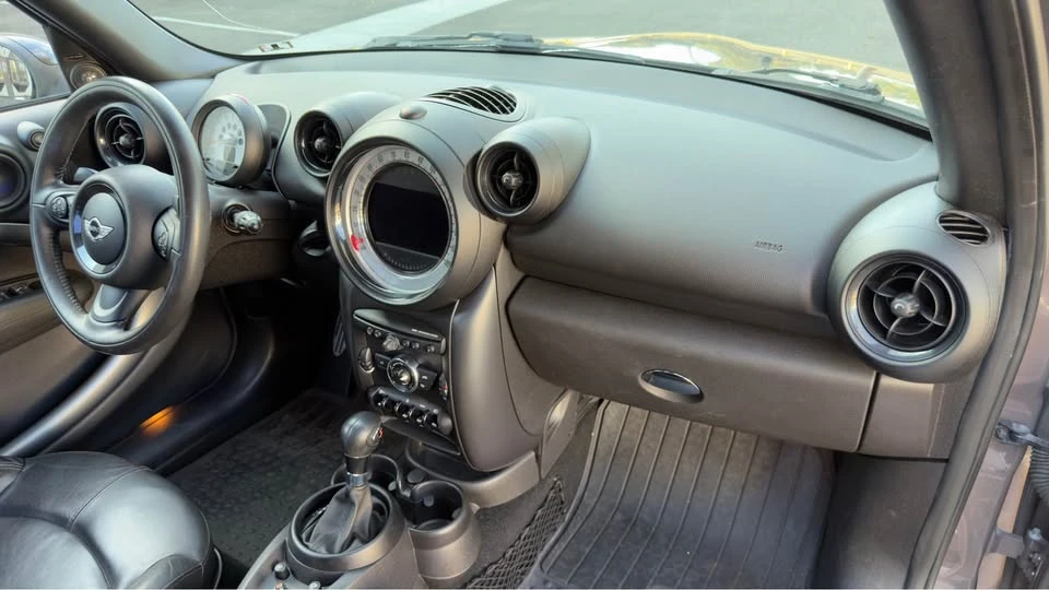 2014 Mini Countryman 1st Gen - Image 9 of 16