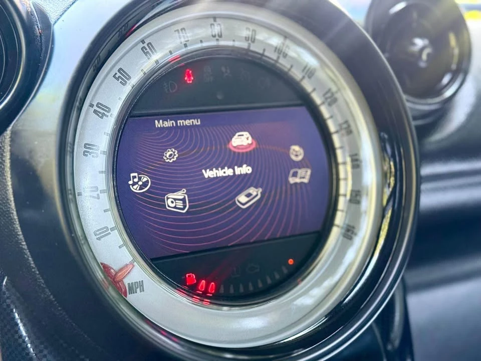2014 Mini Countryman 1st Gen - Image 14 of 19
