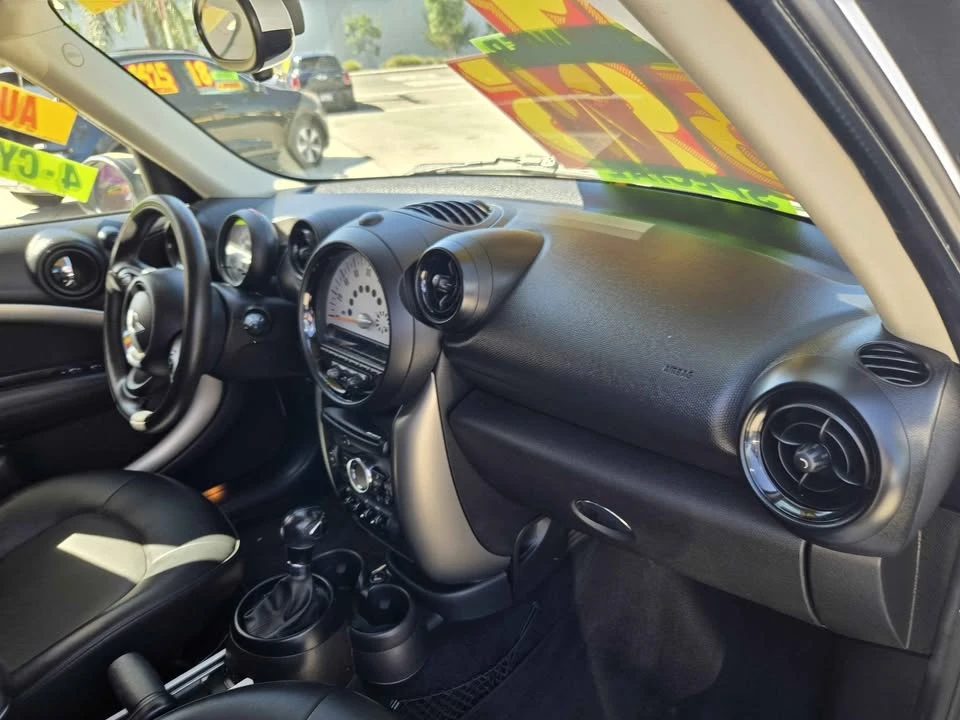 2014 Mini Countryman 1st Gen - Image 15 of 16