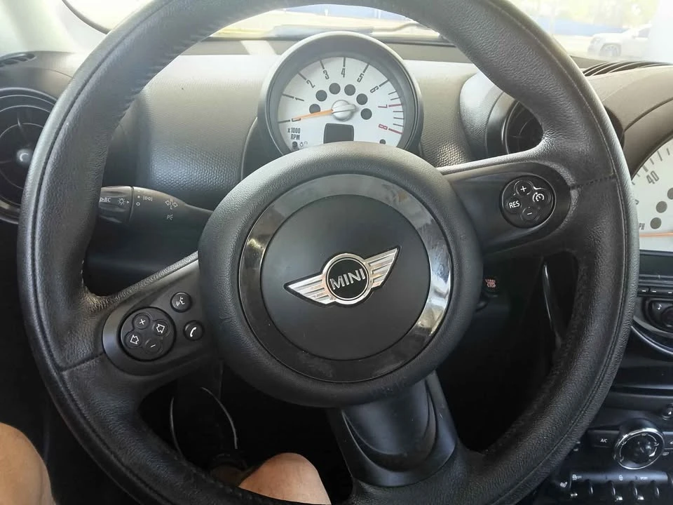 2014 Mini Countryman 1st Gen - Image 9 of 11