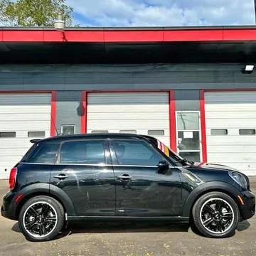 2014 MINI Countryman Cooper S Hatchback 4D