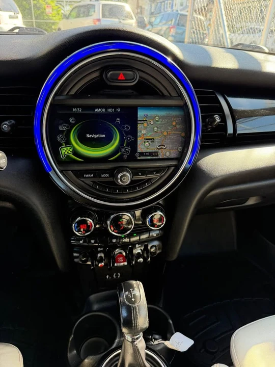 2014 Mini Coupe & Roadster - Image 10 of 13