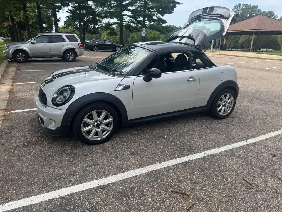 2014 Mini Coupe & Roadster - Image 5 of 7