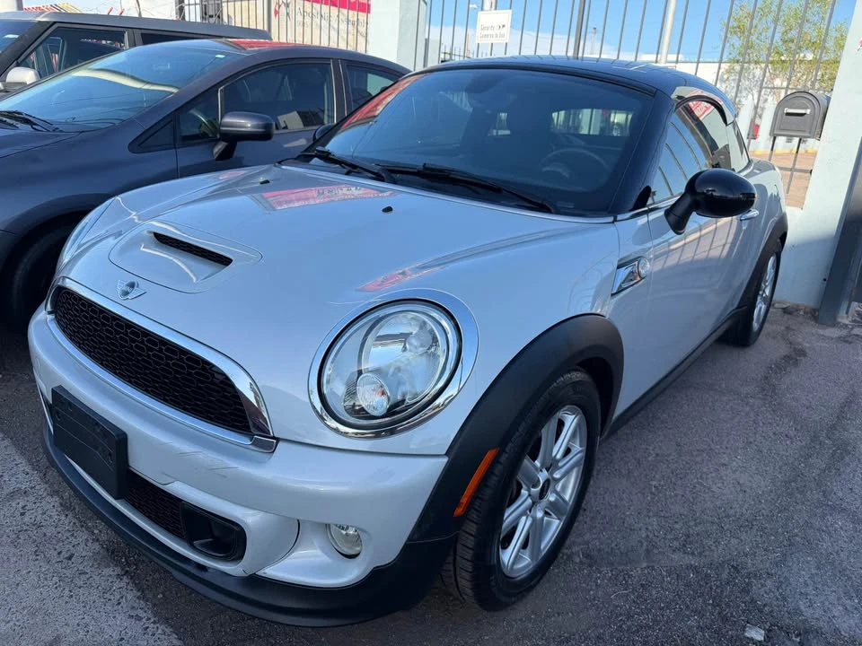 2014 Mini Mini 2nd Gen - Image 4 of 4
