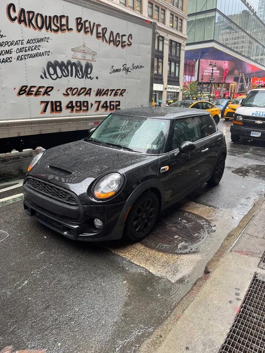 2014 Mini Mini 3rd Gen - Image 7 of 8