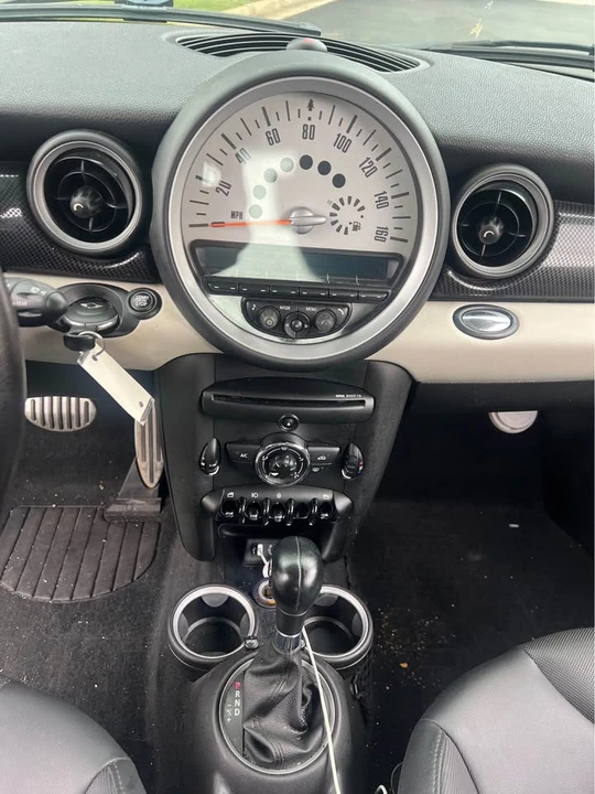 2014 Mini Mini 3rd Gen - Image 17 of 20