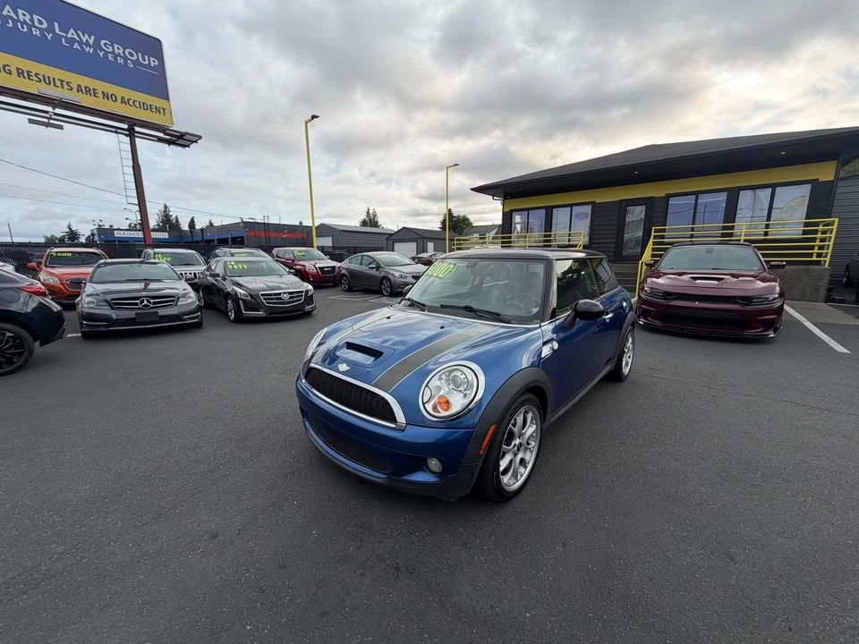 2014 Mini Mini 3rd Gen - Image 2 of 17