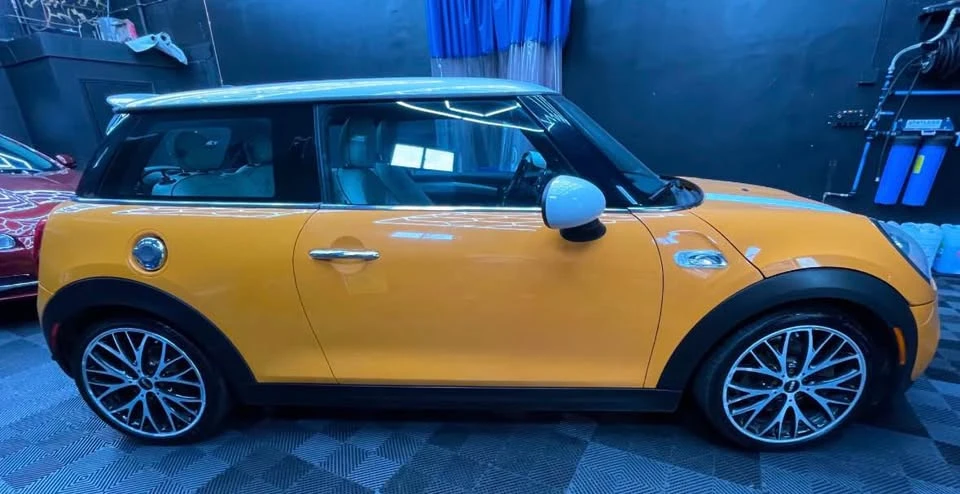 2014 Mini Mini 3rd Gen - Image 3 of 12