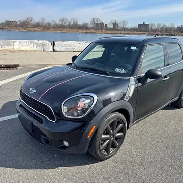 2014 MINI Hardtop 4 Door Cooper S Classic