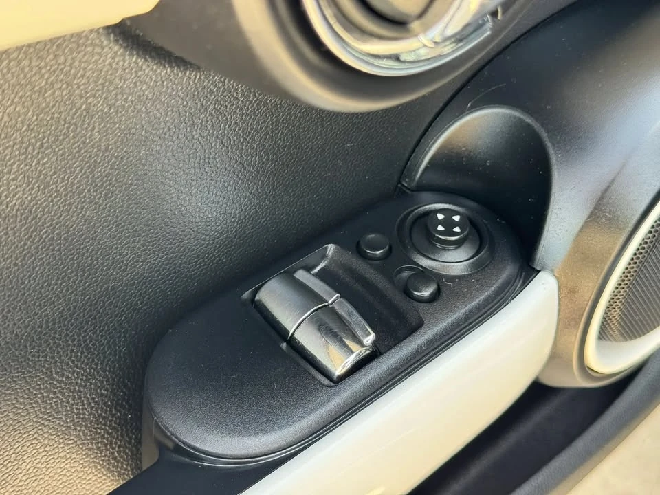 2014 Mini Mini 3rd Gen - Image 12 of 20
