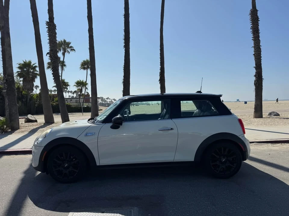2014 Mini Mini 3rd Gen - Image 5 of 14