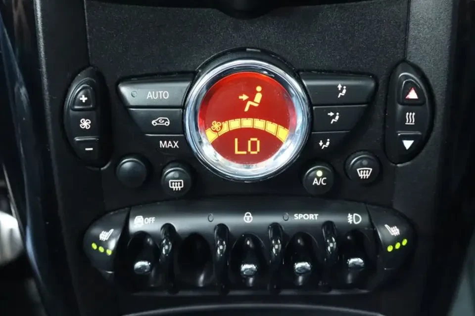 2014 Mini Paceman - Image 16 of 20