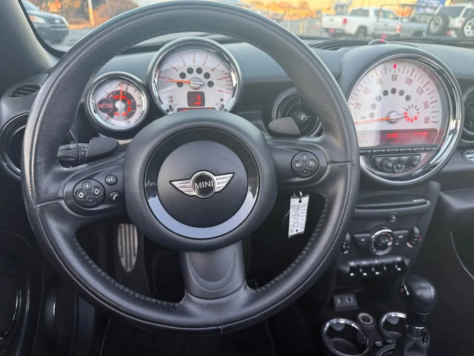 2014 Mini Coupe & Roadster - Image 10 of 14