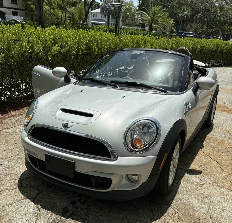 2014 Mini Coupe & Roadster - Image 8 of 10