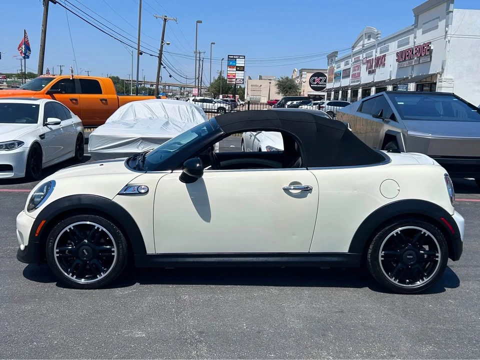2014 Mini Coupe & Roadster - Image 2 of 20