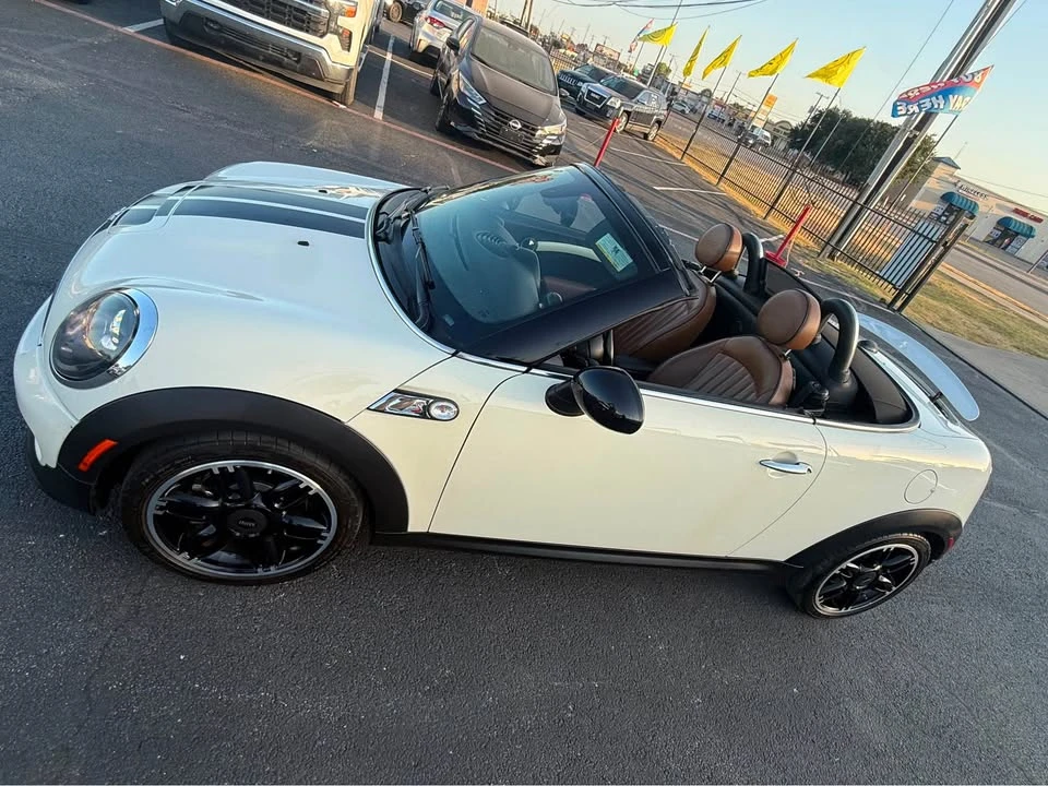 2014 Mini Coupe & Roadster - Image 3 of 18