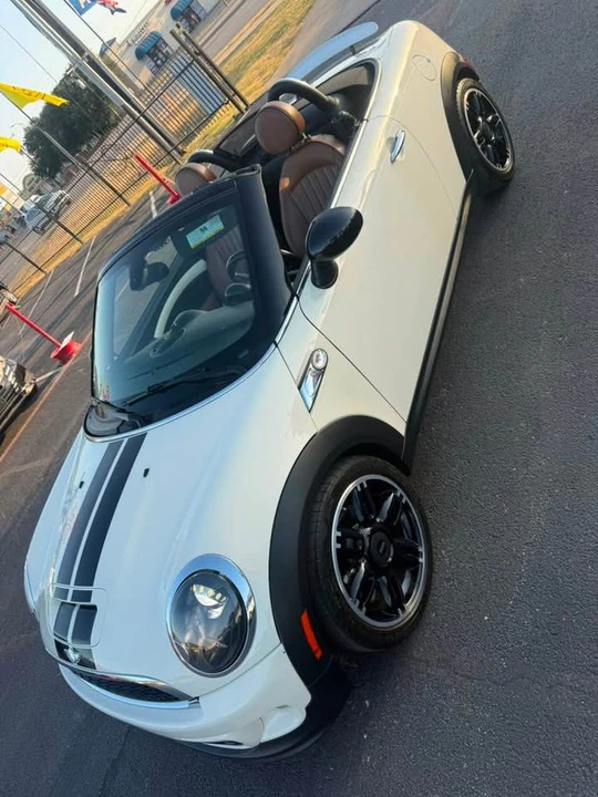 2014 Mini Coupe & Roadster - Image 7 of 18