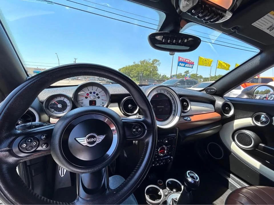 2014 Mini Coupe & Roadster - Image 13 of 18