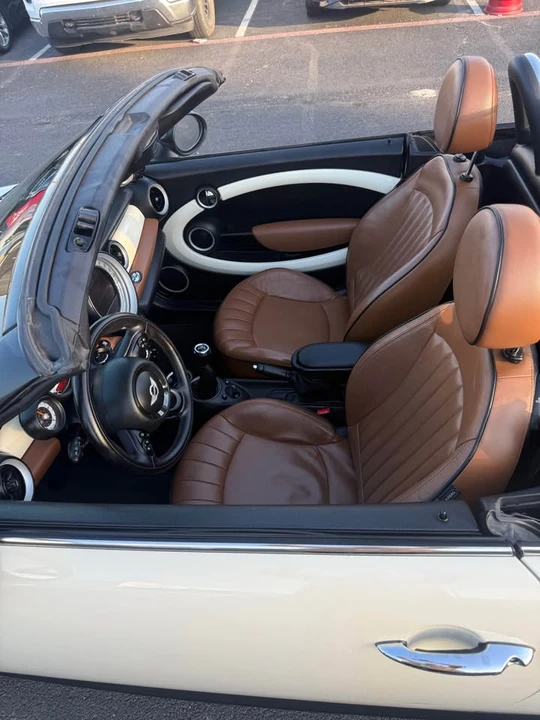 2014 Mini Coupe & Roadster - Image 18 of 20