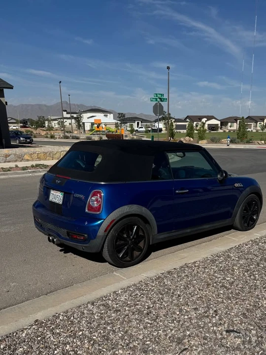 2014 Mini Mini 2nd Gen - Image 3 of 10