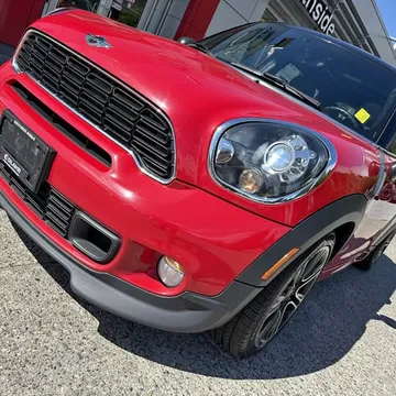 2014 MINI Cooper S Countryman JCW
