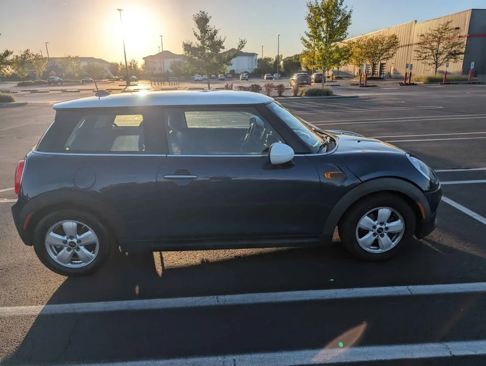 2014 Mini Mini 3rd Gen - Image 5 of 16