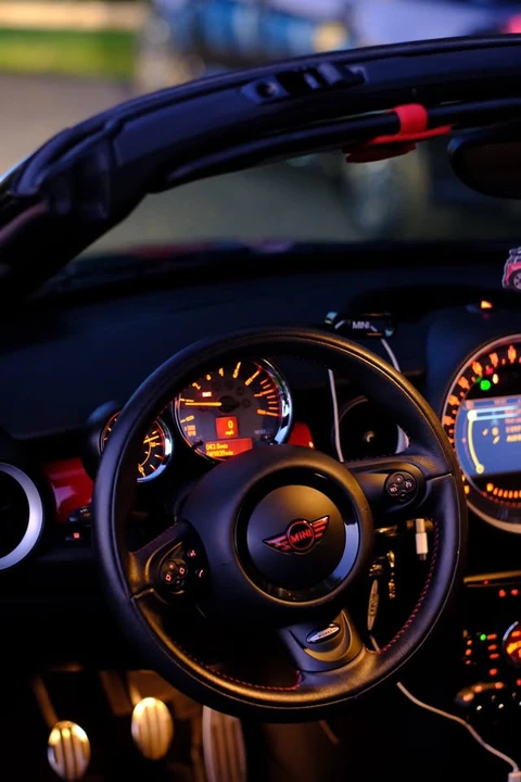 2014 Mini Coupe & Roadster - Image 17 of 18