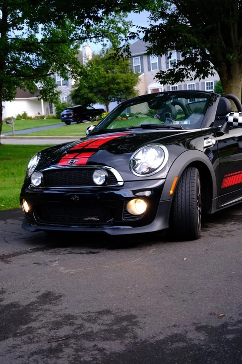 2014 Mini Coupe & Roadster - Image 6 of 18
