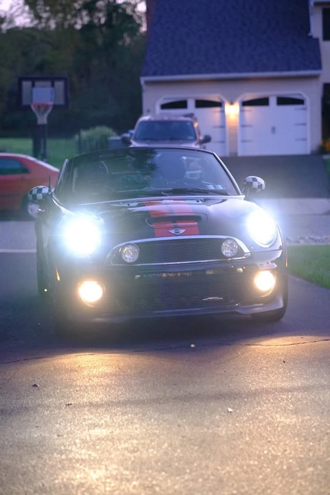 2014 Mini Coupe & Roadster - Image 15 of 18