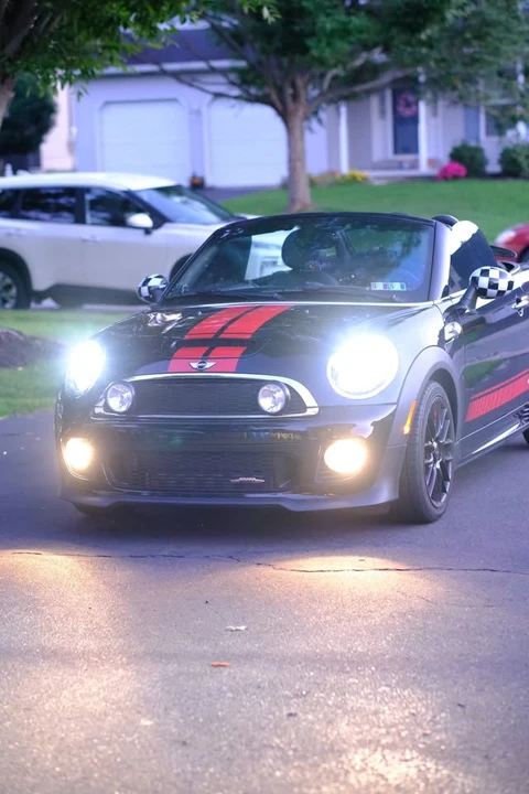 2014 Mini Coupe & Roadster - Image 11 of 18