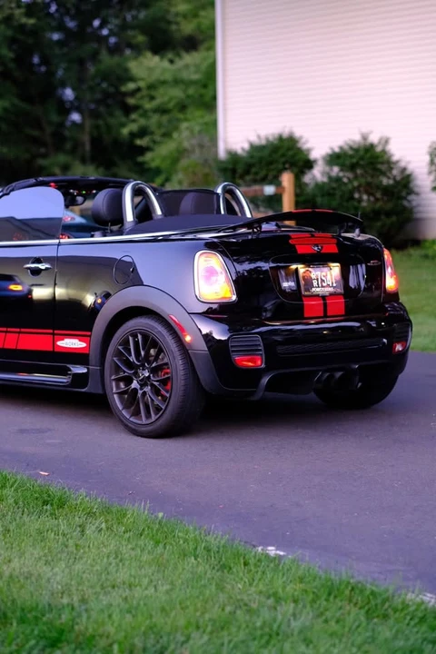 2014 Mini Coupe & Roadster - Image 12 of 18