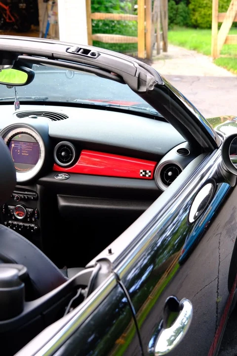 2014 Mini Coupe & Roadster - Image 9 of 18