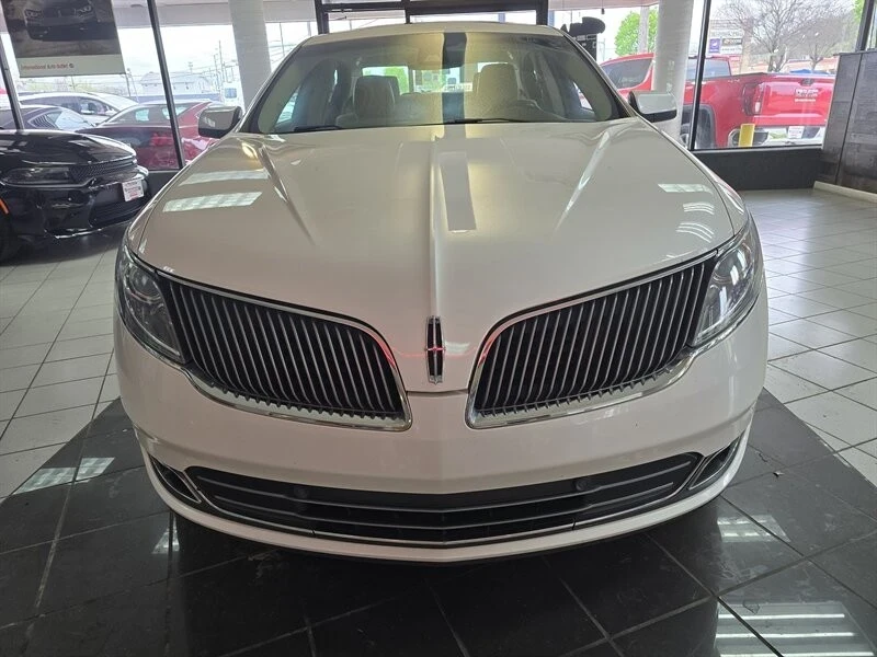 2014 Lincoln MKS - Image 2 of 4