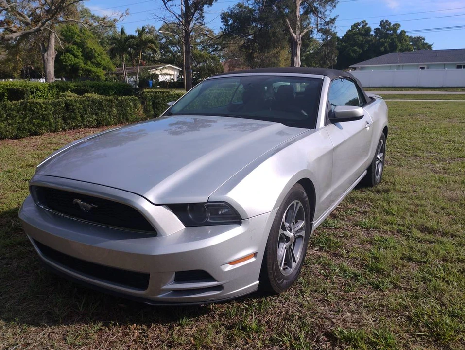 2014 Ford S197 Mustang - Image 13 of 20