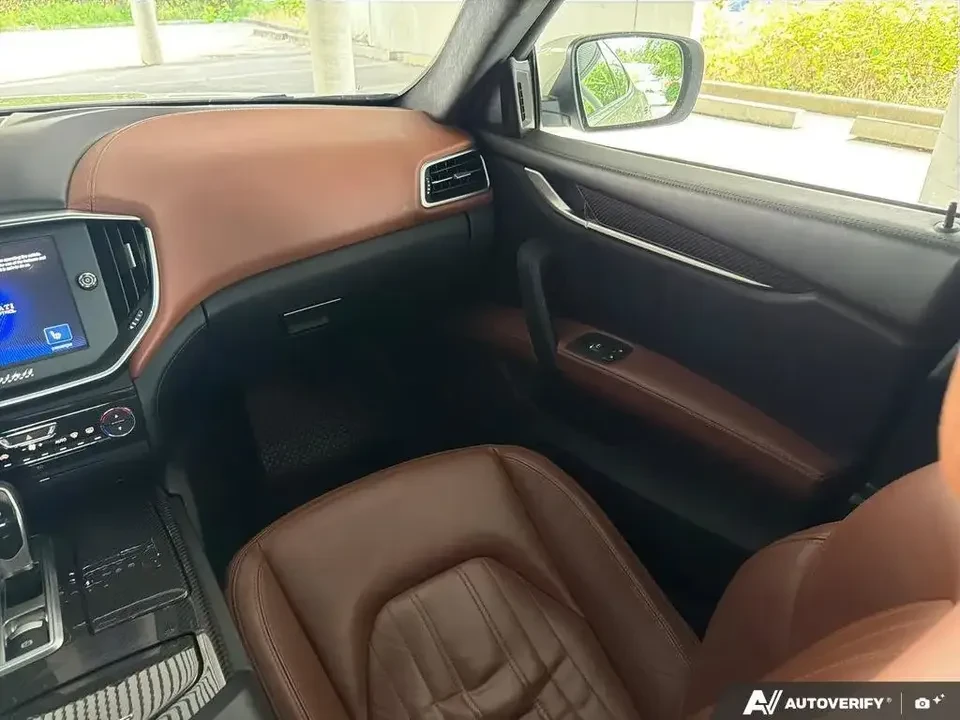 2014 Maserati - Image 19 of 20