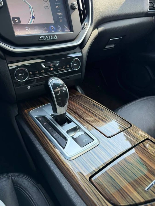 2014 Maserati Ghibli 3rd Gen - Image 10 of 20