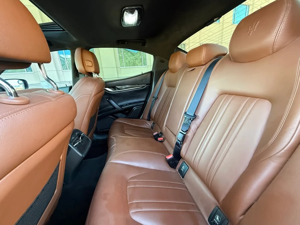 2014 Maserati Ghibli 3rd Gen - Image 12 of 13