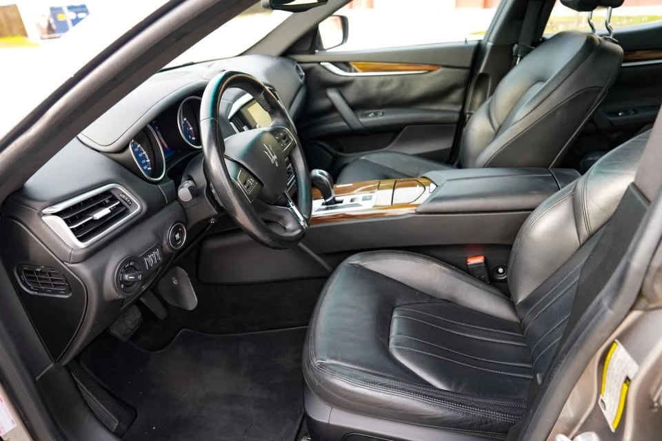 2014 Maserati Ghibli 3rd Gen - Image 9 of 19