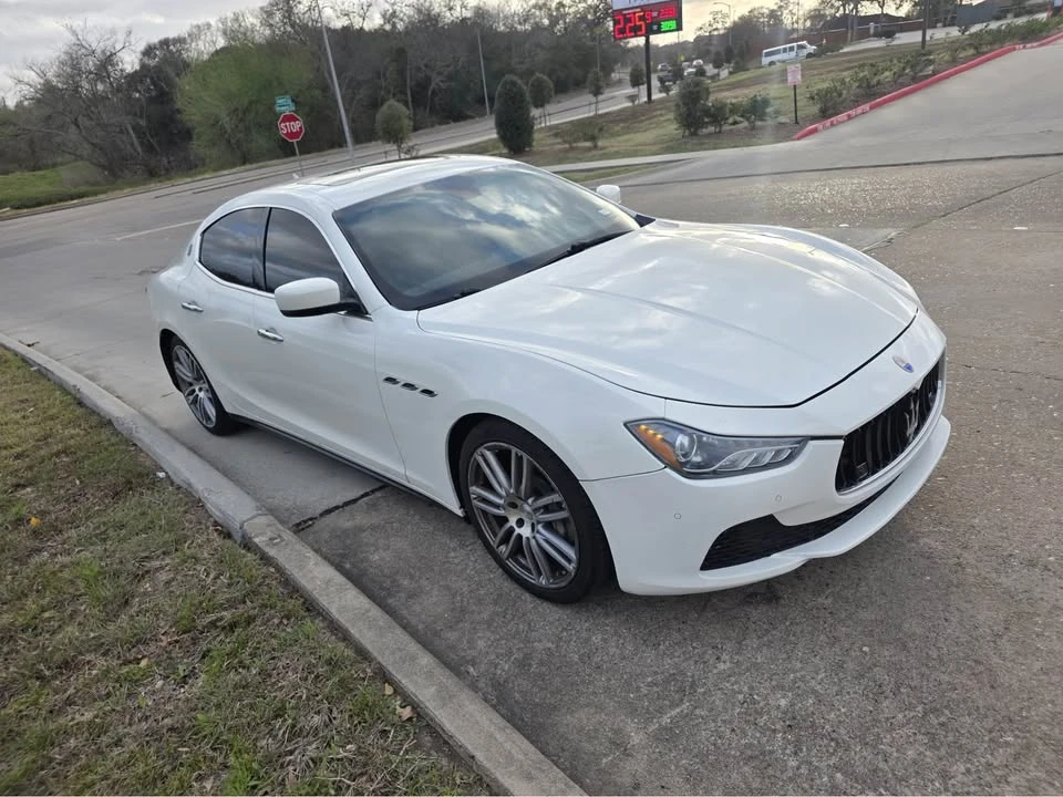 2014 Maserati Ghibli 3rd Gen - Image 2 of 20
