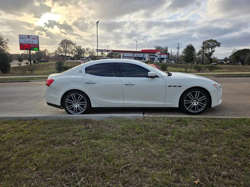 2014 Maserati Ghibli 3rd Gen - Image 19 of 20