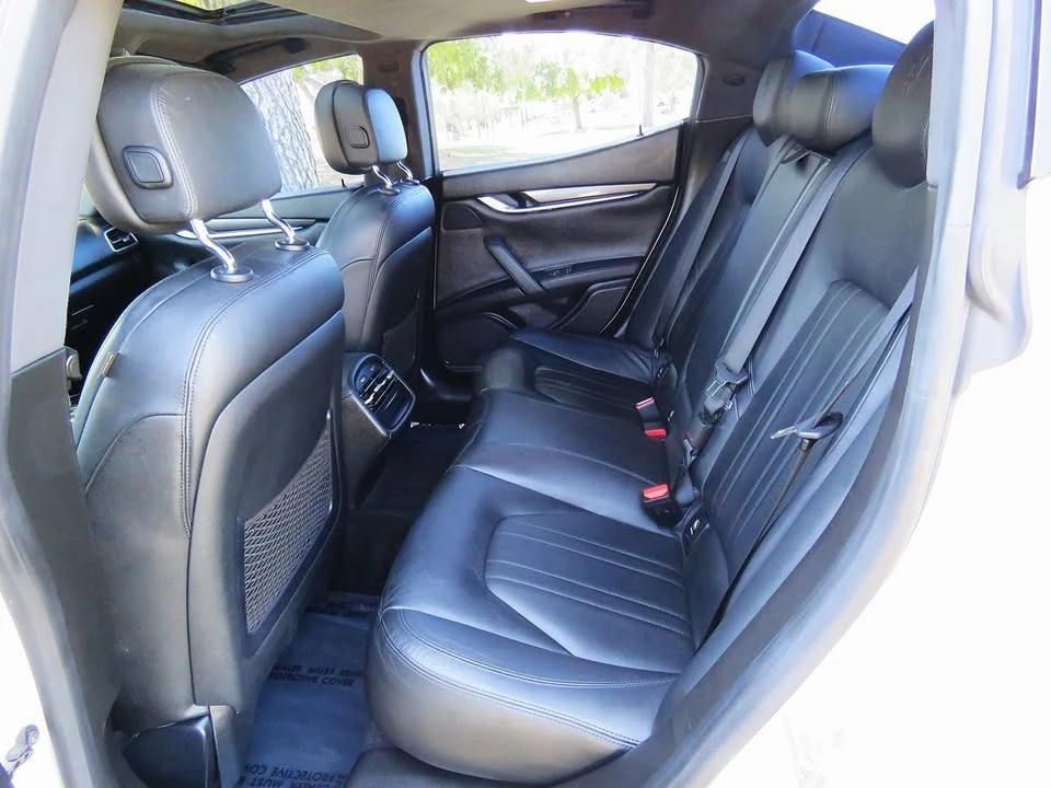 2014 Maserati Ghibli 3rd Gen - Image 19 of 20