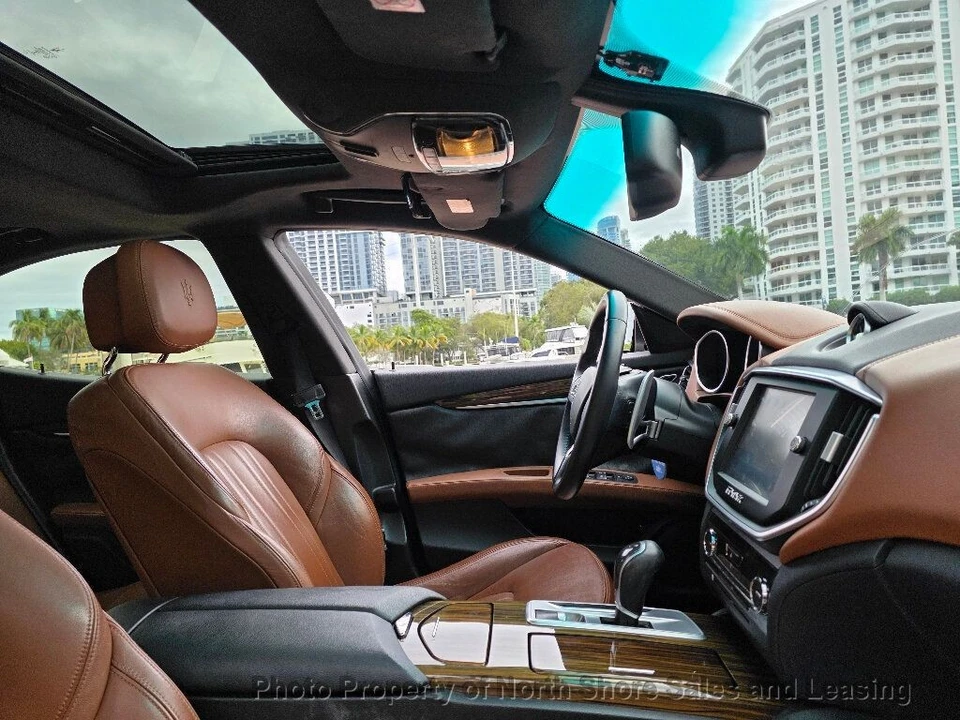 2014 Maserati Ghibli 3rd Gen - Image 9 of 12