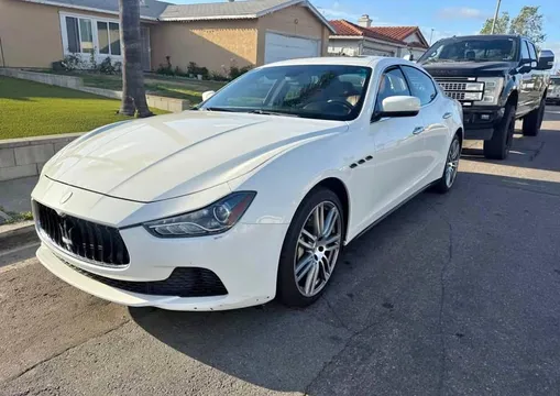 2014 Maserati Ghibli GT Sedan
