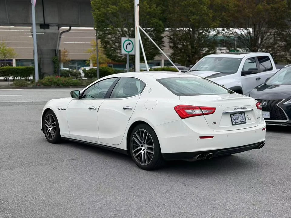 2014 Maserati Ghibli 3rd Gen - Image 6 of 19
