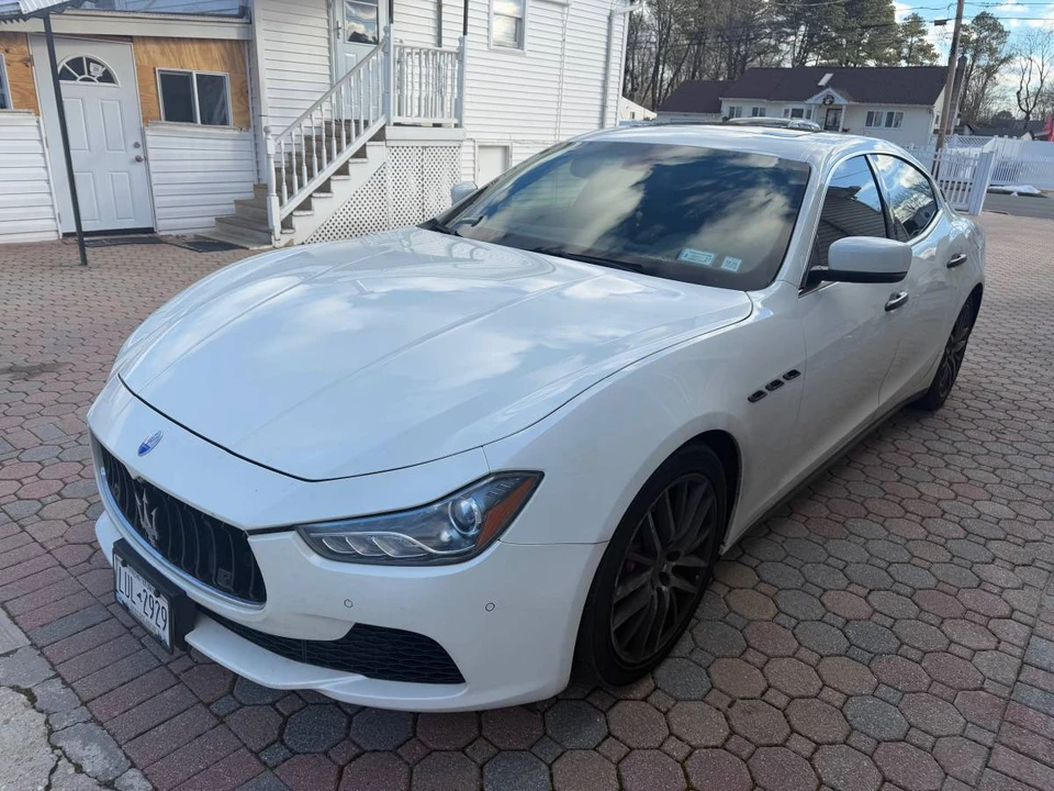 2014 Maserati Ghibli 3rd Gen - Image 2 of 9