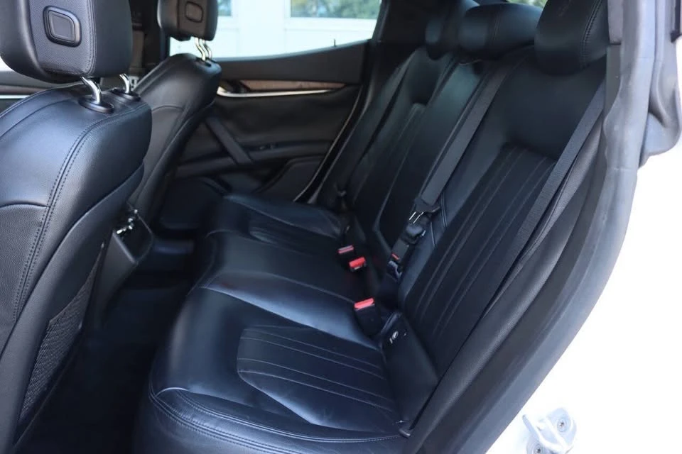 2014 Maserati Ghibli 3rd Gen - Image 13 of 20