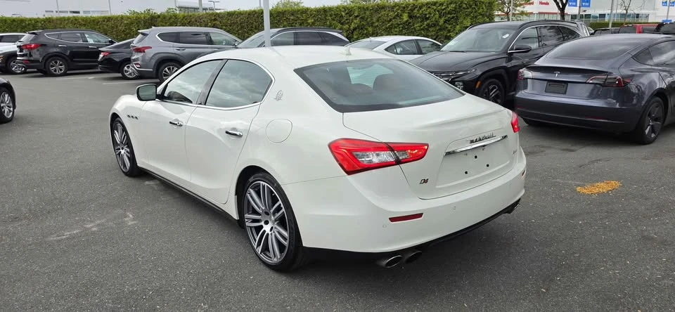 2014 Maserati Ghibli 3rd Gen - Image 8 of 20