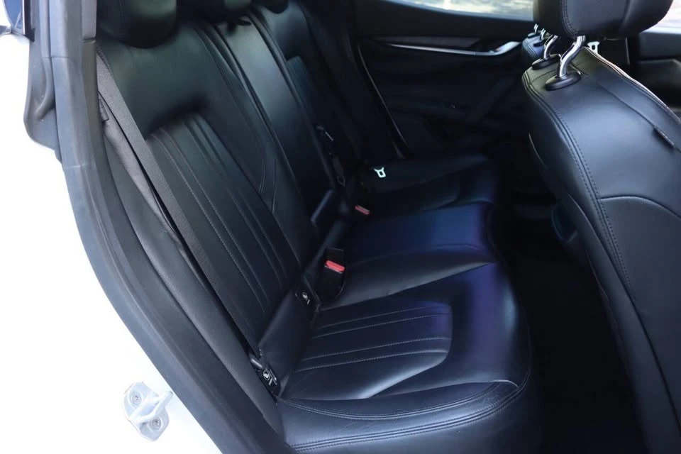 2014 Maserati Ghibli 3rd Gen - Image 16 of 20