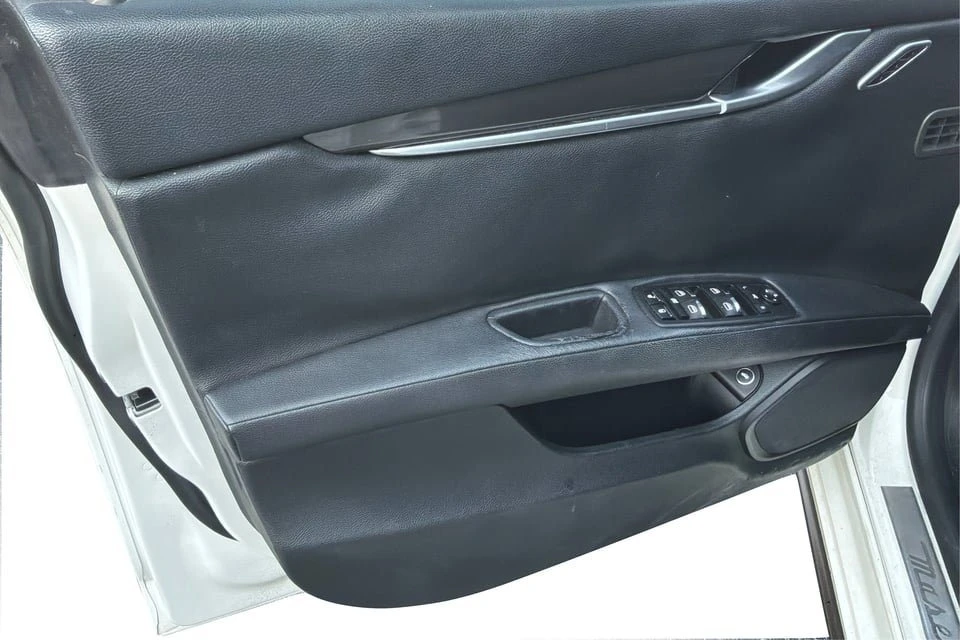 2014 Maserati Ghibli 3rd Gen - Image 18 of 20