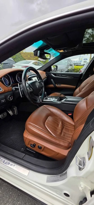 2014 Maserati Ghibli 3rd Gen - Image 11 of 20